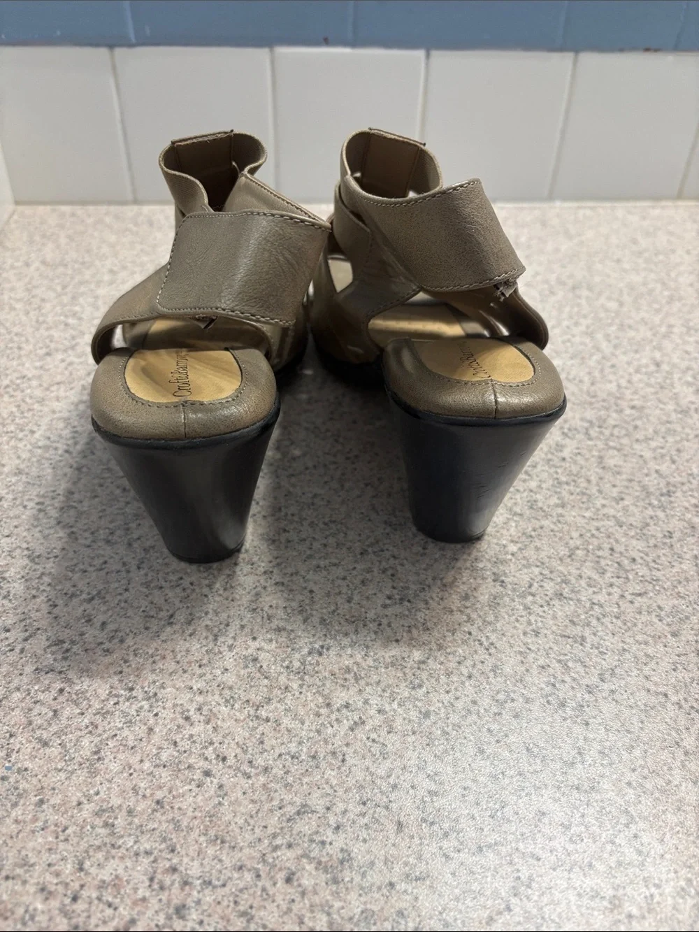 croft & barrow with Ortholite Taupe Strappy Slingback Sandals